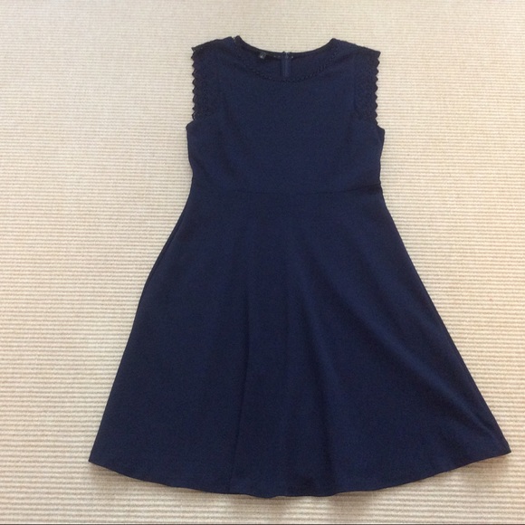 Talbots Navy Dress w/ Eyelet Trim - L - Picture 6 of 13